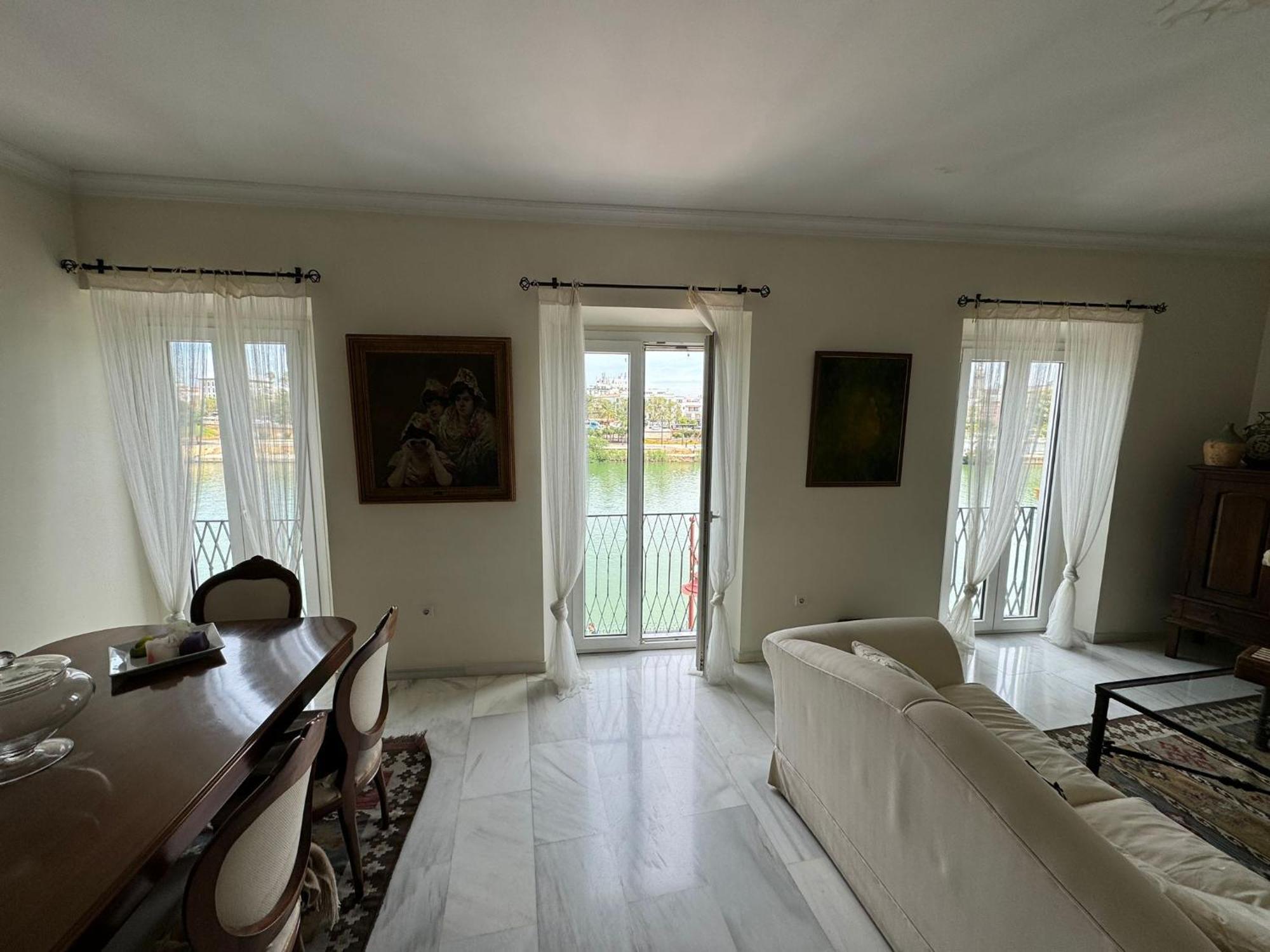 Wonderful Duplex In Calle Betis Apartman Sevilla Kültér fotó