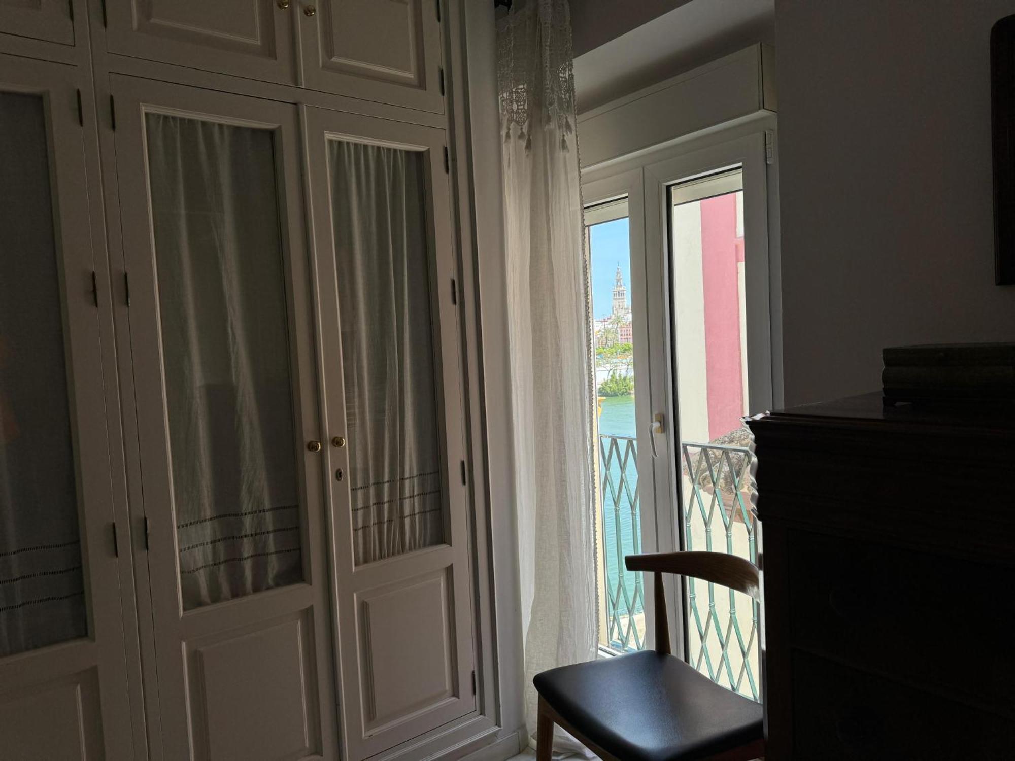 Wonderful Duplex In Calle Betis Apartman Sevilla Kültér fotó