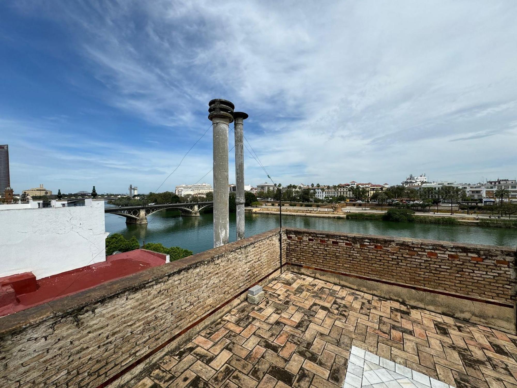 Wonderful Duplex In Calle Betis Apartman Sevilla Kültér fotó